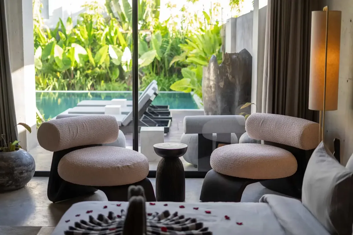 Villa Kayana — Fully Furnished 4-Bedroom Villa with Art Collection, Ungasan (Uluwatu) - Image 3 of 10