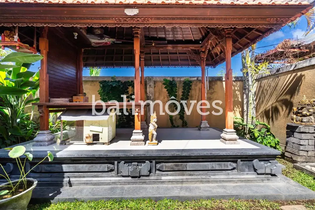 Rumah Bergaya Bali Tiga Kamar Tidur Di Sanur - Image 9 of 10