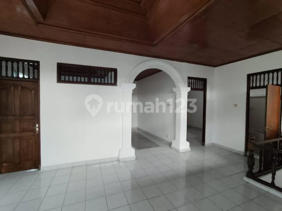 Disewakan Rumah - Sekar Tunjung, Gatsu Timur - Image 4 of 4