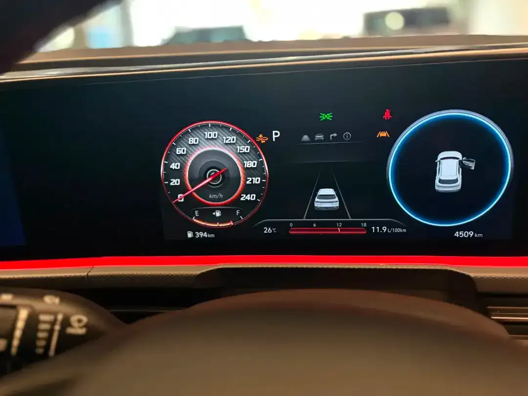 Hyundai Creta N Line 1.5L AT 2025 - Image 5 of 10