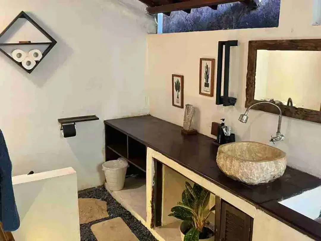 High-Occupancy 6-Bedroom Villa in Seminyak's Pink Zone - Image 5 of 10