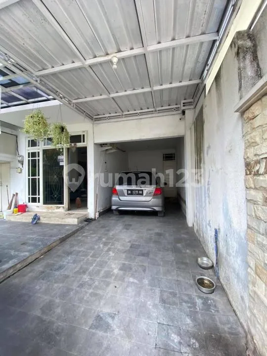 Rumah 2 Lantai Strategis di Gatot Subroto Tengah, Denpasar - Image 3 of 4
