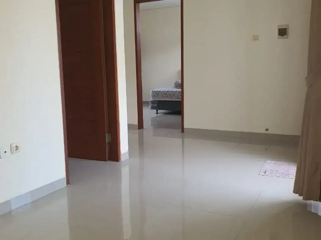 Villa Modern 2 Lantai Full Furnished Siap Huni - Image 3 of 7