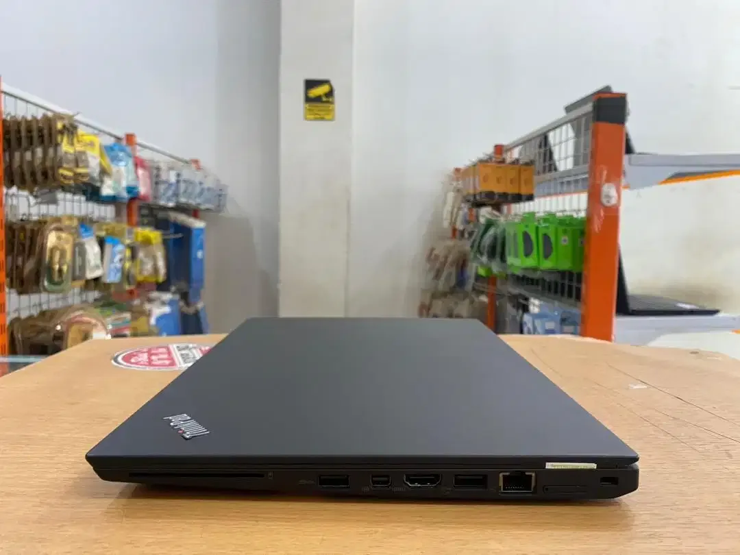 Lenovo ThinkPad T460S Core i5Gen6 Ram 8GB SSD 256GB Slim Mulus Garansi - Image 5 of 10