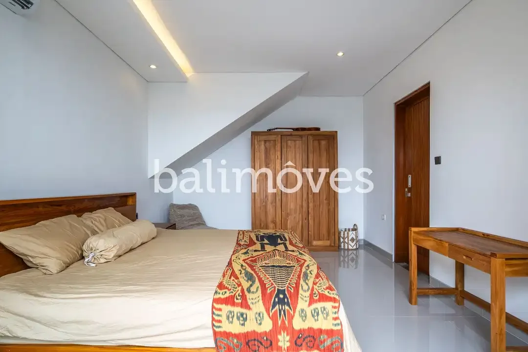 Villa Dua Kamar Tidur di Renon - Image 10 of 10