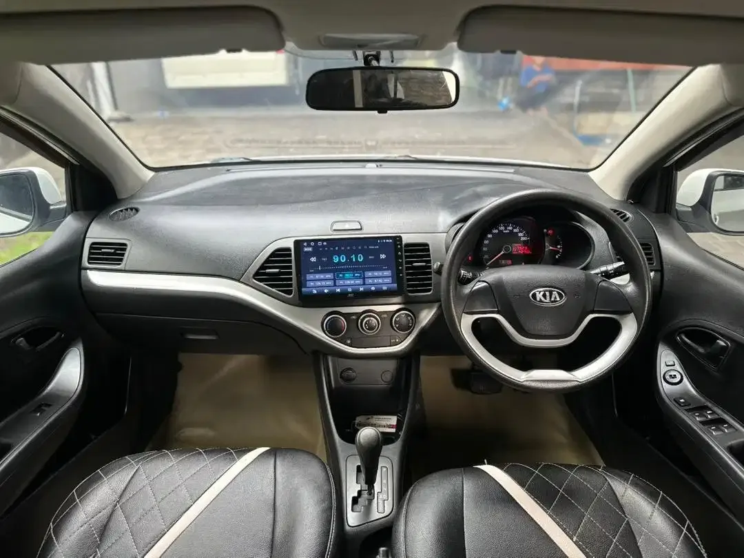 KIA PICANTO 2013 MATIC ASLI BALI ISTIMEWA - Image 8 of 10