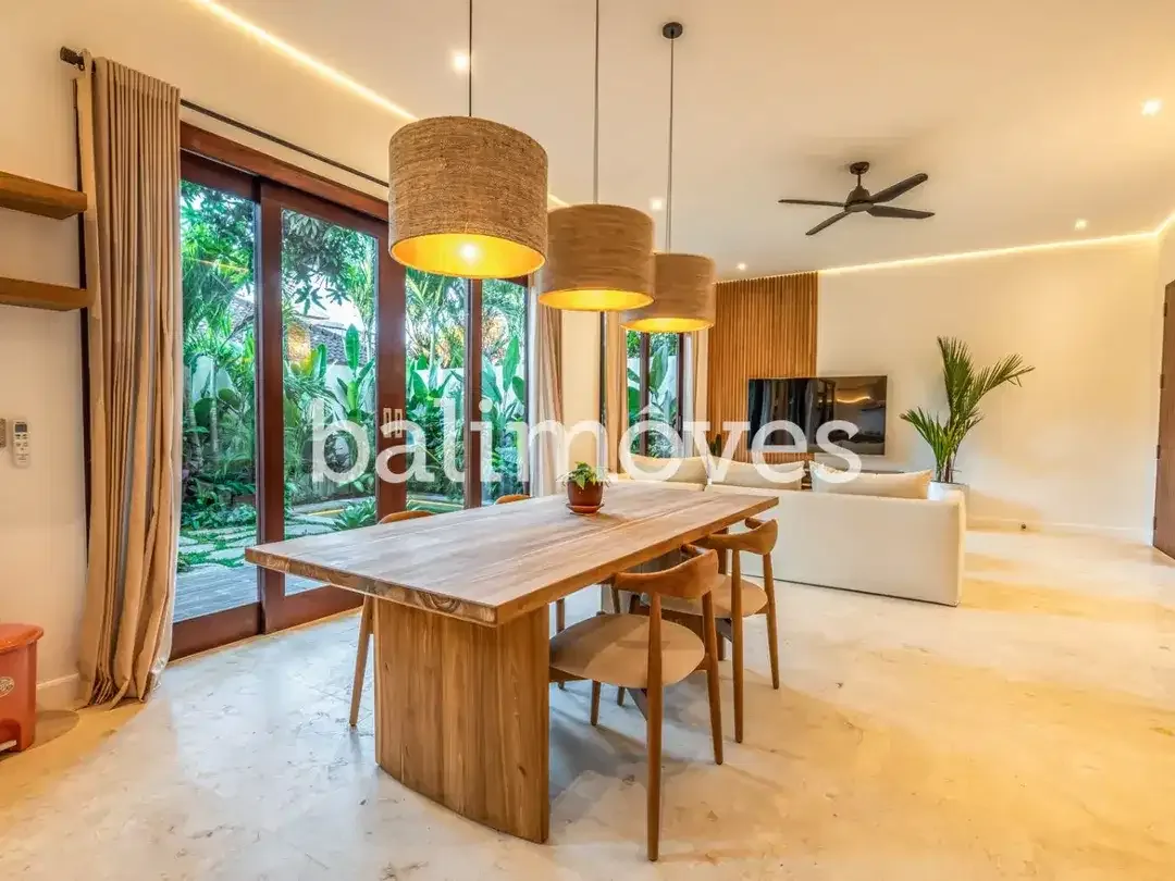 Villa Menawan dengan Dua Kamar Tidur di Tepi Pantai Sanur - Image 6 of 10