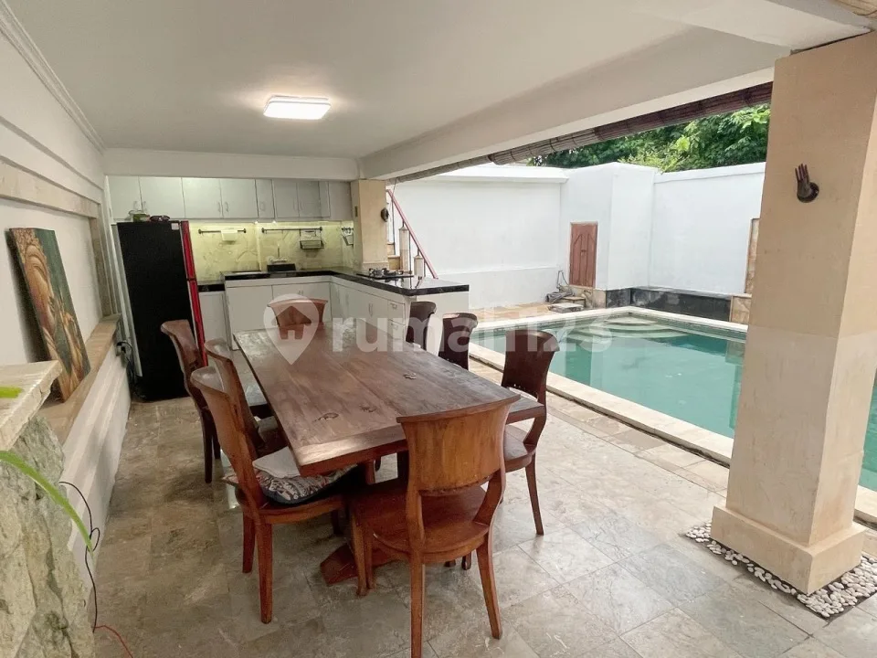 Jual Villa Area Pantai Melasti, Siap Huni - Image 3 of 4