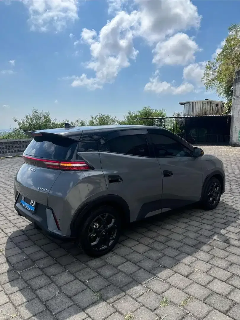BYD Atto 1 2025 Listrik - Image 6 of 10