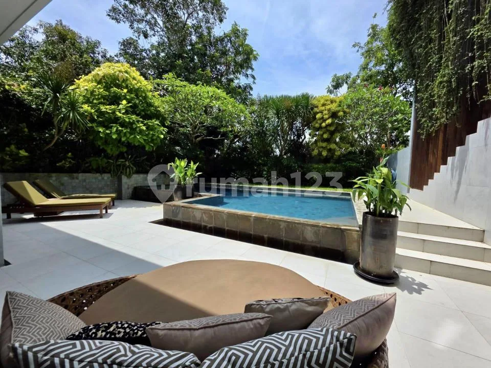 Modern House Jimbaran Dekat New Kuta Golf - Image 3 of 4