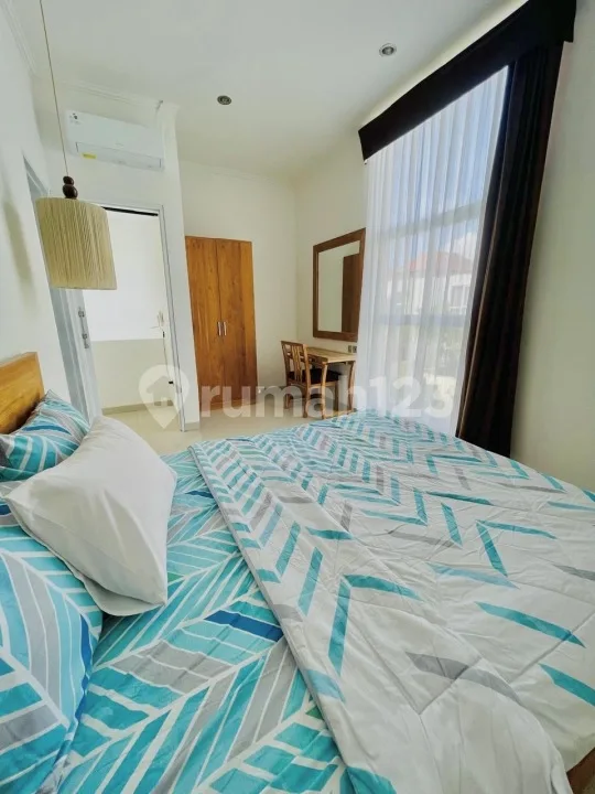 Villa Modern Fully Furnished Siap Huni Di Kerobokan - Image 3 of 4