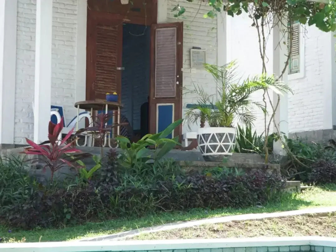 Leasehold - Tropical Oasis in Batu Mejan - 9 Bungalows with Pool & Garden, Canggu, Bali - Image 8 of 10