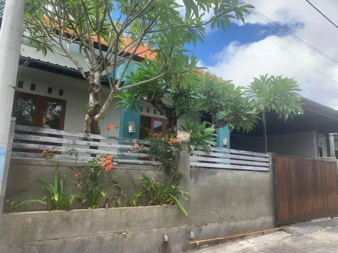 Disewakan Rumah di Perum Kori Nuansa Jimbaran - Image 1 of 10