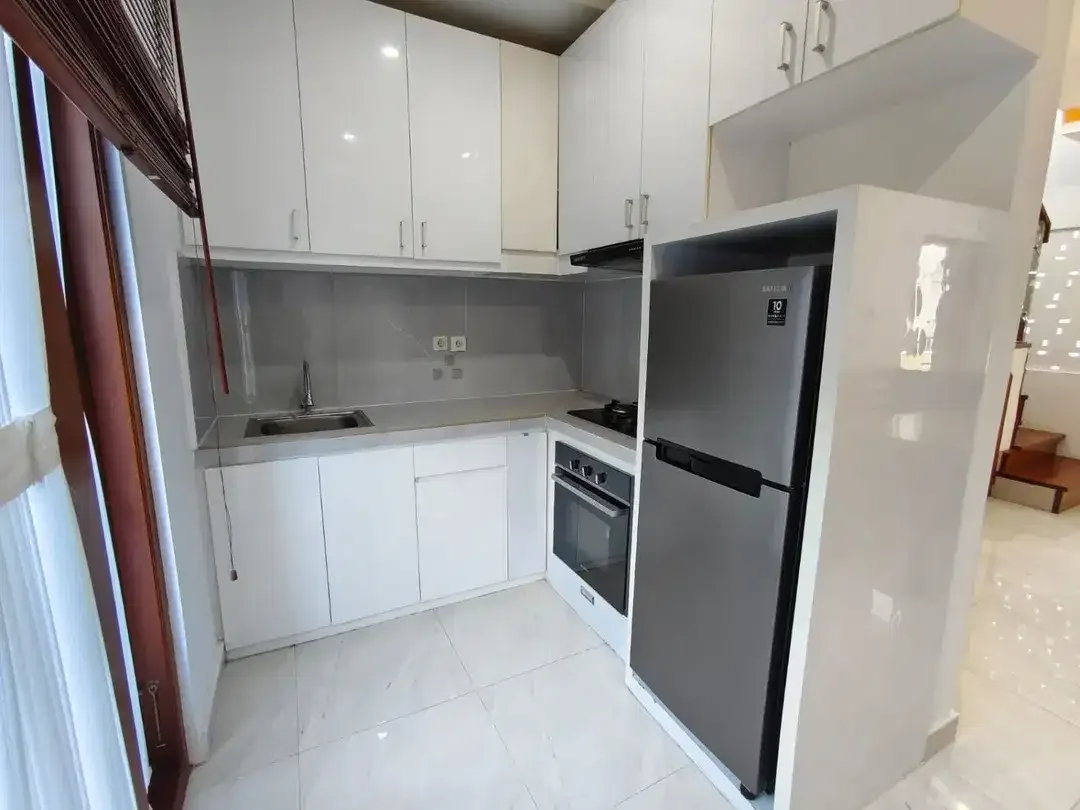 villa 2 lantai di nusa dua,furnish, lokasi strategis,dkt gerbang tol nusa dua - Image 10 of 10