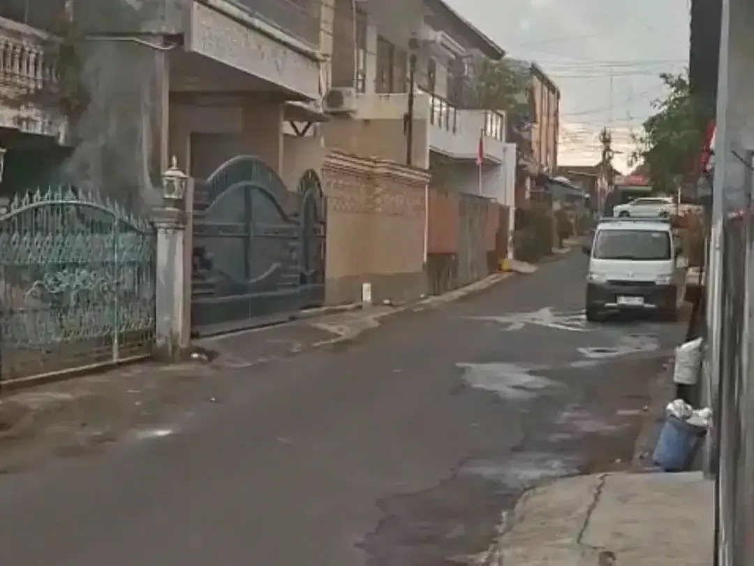 DIJUAL TANAH + BANGUNAN RUMAH TUA – DENPASAR UTARA - Image 3 of 5