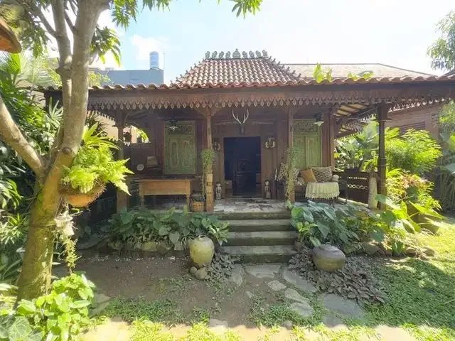 Dijual Dua Bangunan Estate Artistik & Tropis di Kemenuh, Gianyar - Image 9 of 10