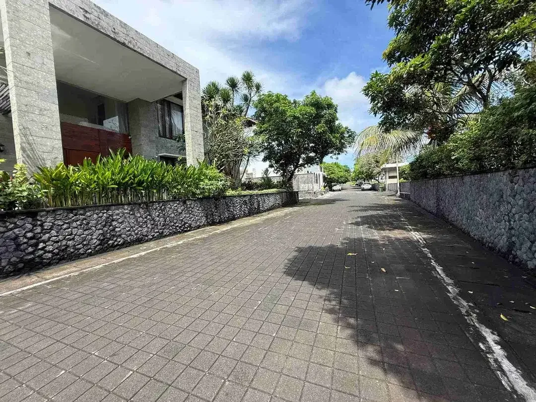 Jual Tanah kawasan pariwisata, lingkungan villa Exclusive cluster n onegate GITA KENCANA Jimbaran Bali - Image 6 of 10