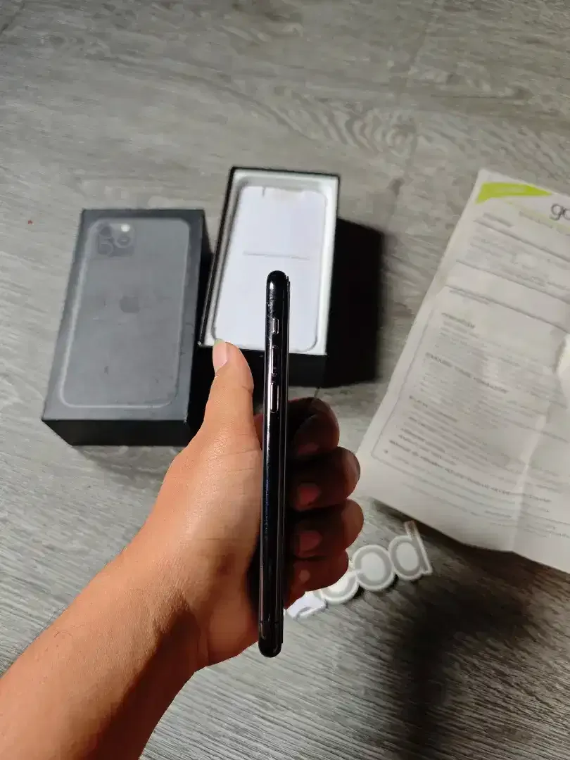 Iphone 11 Pro 64GB All Operator - Image 6 of 10