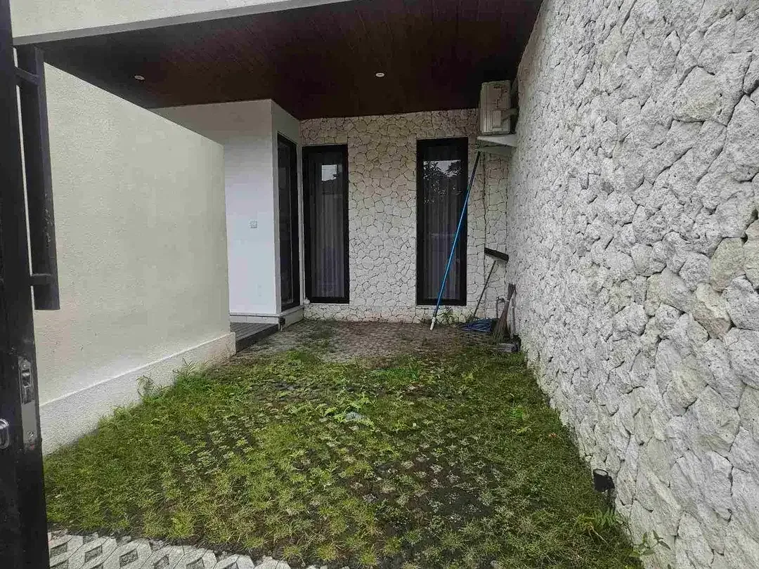 dijual villa lantai 3 lokasi bumbak umalas - Image 2 of 9
