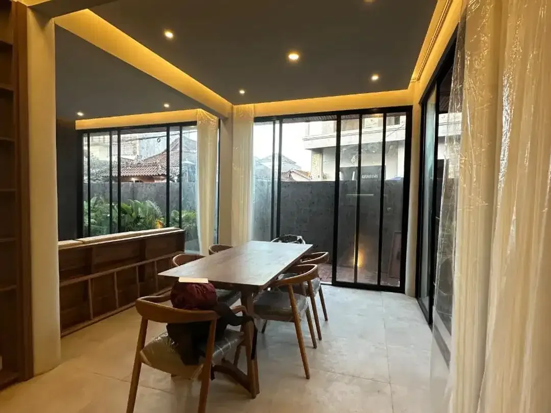 INVESTASI CERDAS VILA BARU KUTA UTARA DI BAWAH PASAR - Image 3 of 10