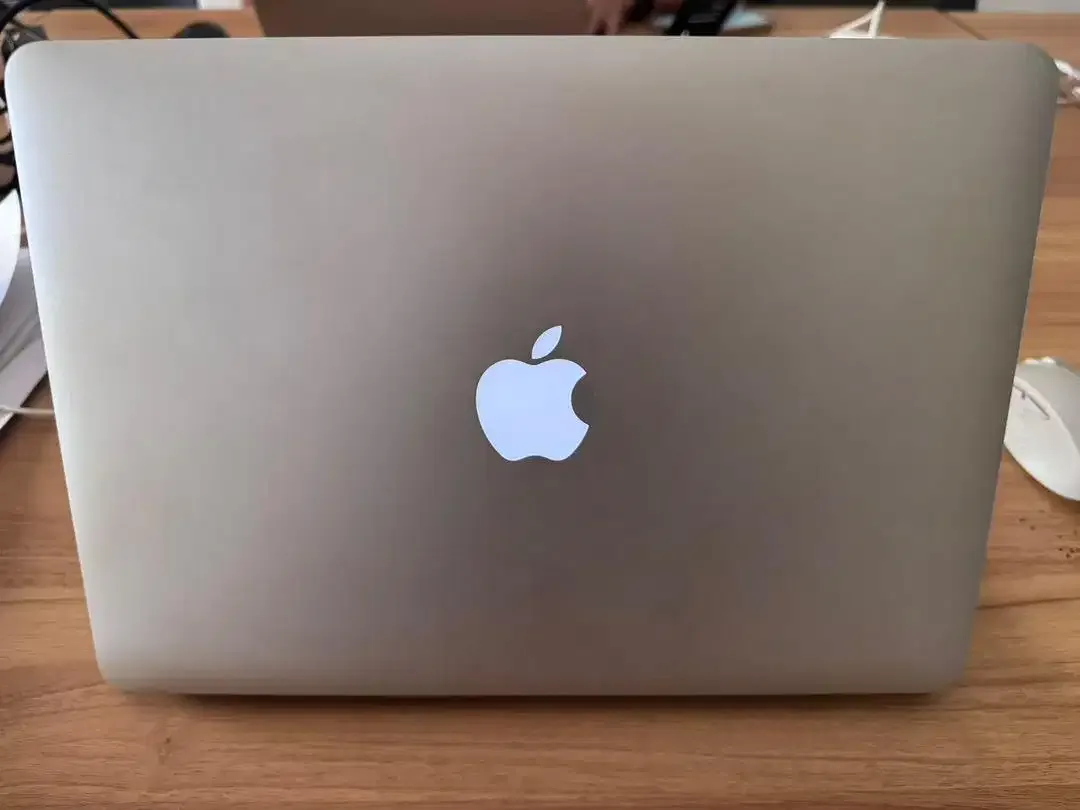 [JUAL MURAH] MacBook Air 13 Inch (2017) RAM 8GB / SSD 128GB - Image 2 of 6
