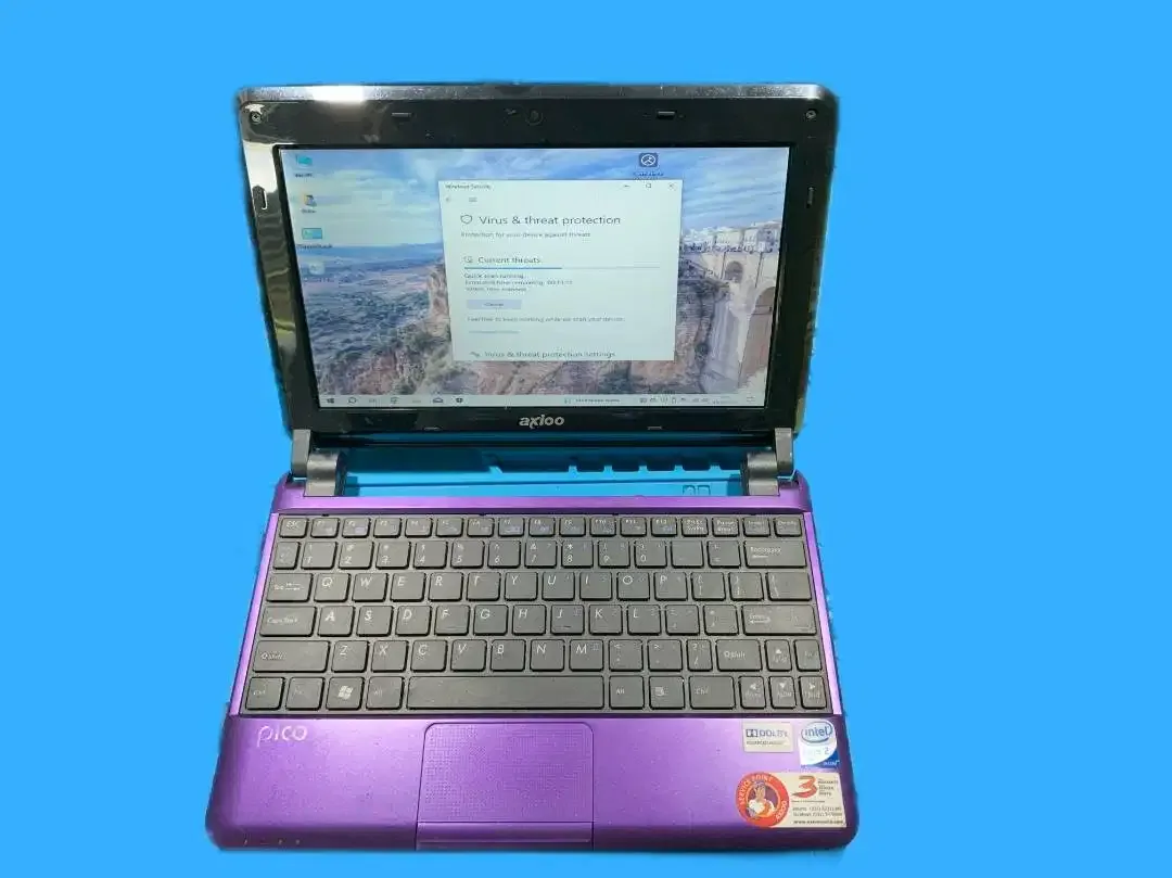 AXIOO PICO W217CU Intel D2500 /4GB+ReadyBoost 24Gb/500GB HDD/10.1 inch - Image 1 of 7