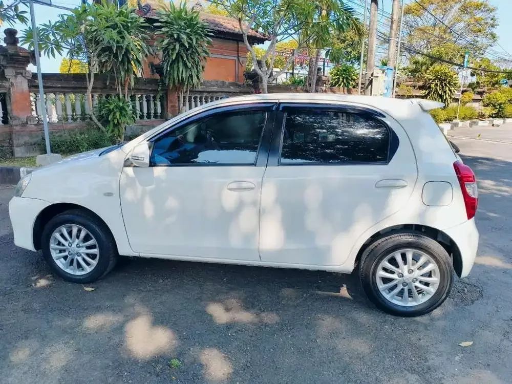 Toyota Etios 2016 Asli Bali Tangan Pertama, Low KM - Image 2 of 10