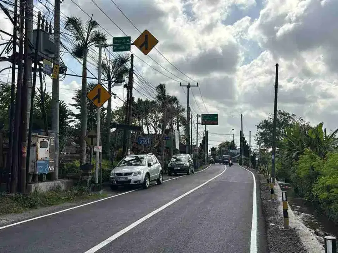 Dijual Tanah ada Bangunan Gudang yang berlokasi di Pinggir Jalan Raya Tumbak Bayuh - Image 8 of 10