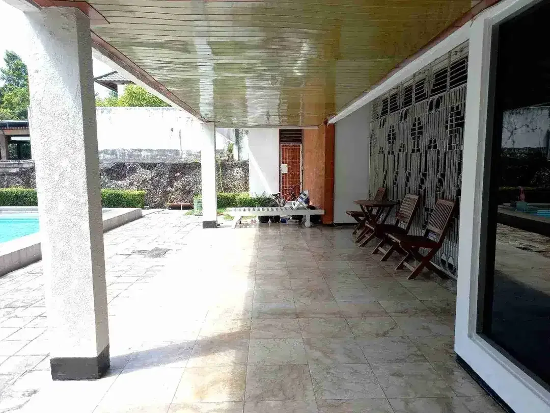jual rumah luas 13 are di utama Raya Puputan Renon Denpasar - Image 3 of 10