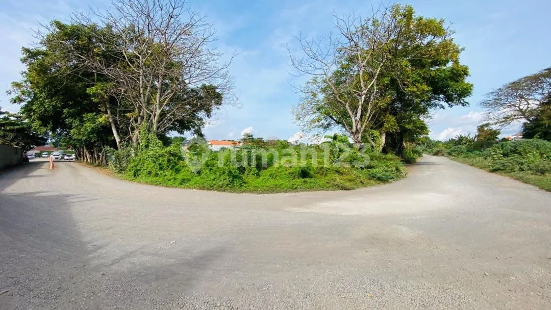 Tanah Luas Strategis Los Pantai di Sanur - Image 3 of 4