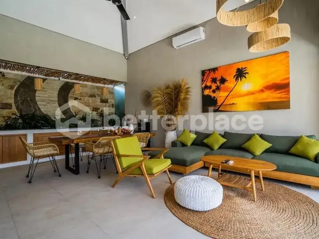 Charming and Modern 3 Bedroom Villa in Kerobokan Area - Image 6 of 10