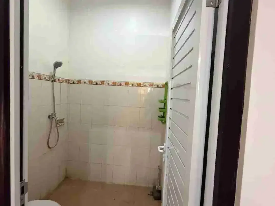 Jual Rumah 1lt Luas Tanah 132m² Jl Gunung Guntur Denpasar barat area strategis Hunian. i - Image 5 of 10