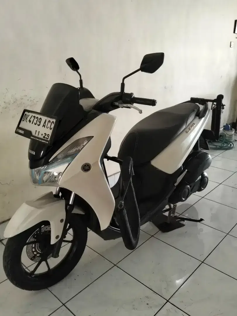 YAMAHA LEXI 125 TAHUN 2019 PAJAK HIDUP SURAT LENGKAP - Image 1 of 6