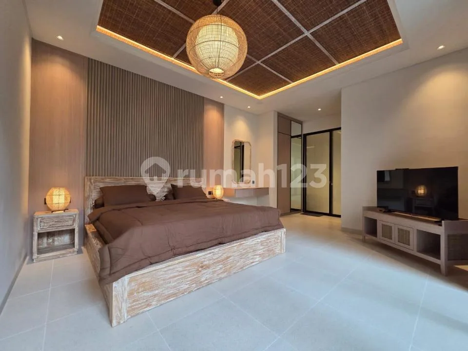 Villa Brand New Dekat Pantai Berawa Canggu #8438 - Image 3 of 4