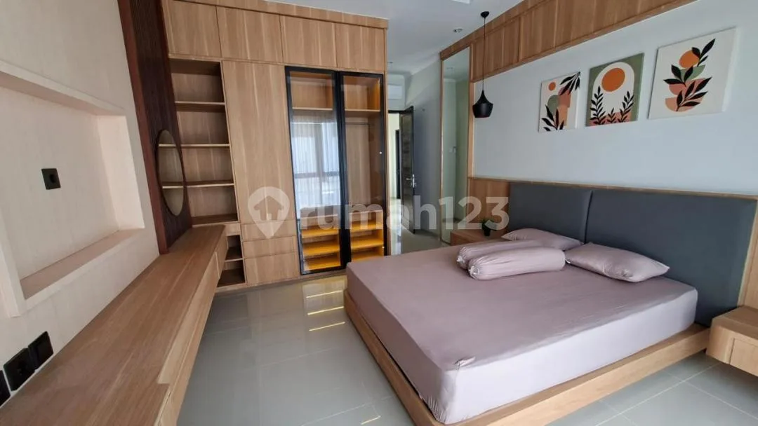 Disewakan 2 Unit Rumah Lantai Dua Dekat Pantai Kuta Badung Bali - Image 3 of 4