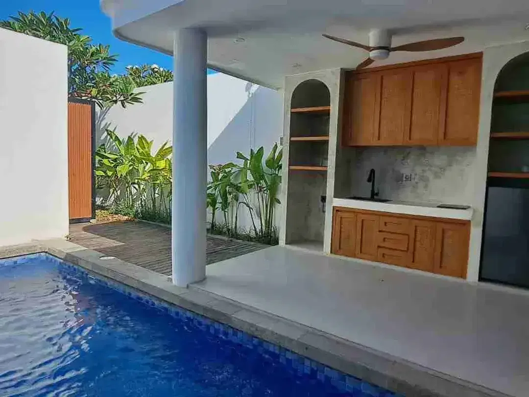 1 BEDROOM FULLY FURNISHED VILLA FOR LONG LEASE HOLD - Image 2 of 6