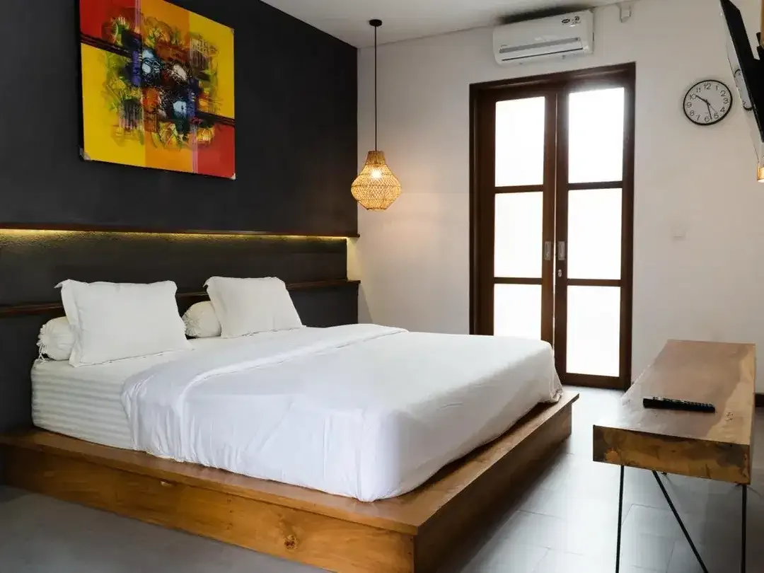 Vila Mewah Lokasi Premium Dekat Seminyak Kerobokan - Image 3 of 10