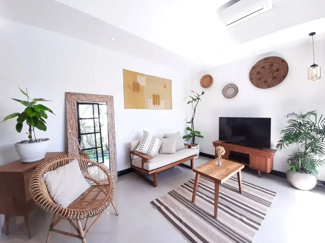 SINGLE-STOREY VILLA FOR LEASE IN PRIME SEMINYAK LOCATION - Image 6 of 10