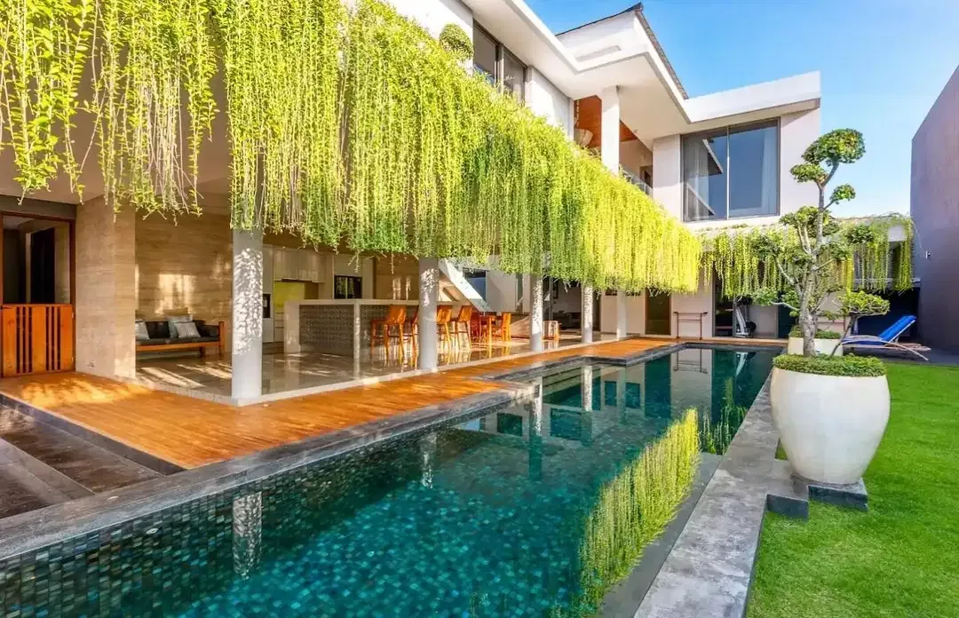 Villa Modern Kerobokan Kuta Utara Badung - Image 1 of 10