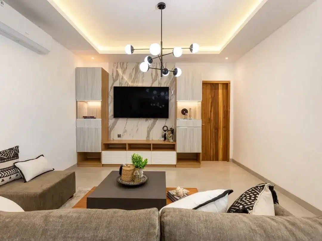 VILLA MODERN 2 LANTAI DI TUMBAK BAYUH CANGGU DEKAT GYM - Image 7 of 10
