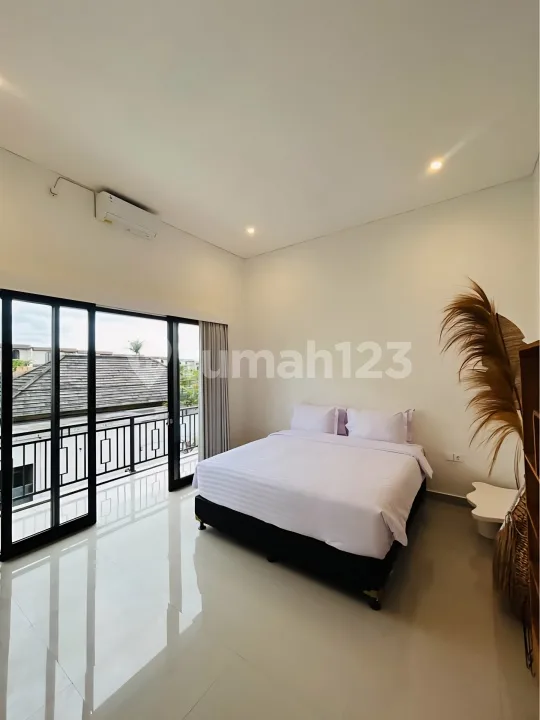 Villa Cantik 3 Kamar dengan Taman dan Pool di Umalas - Image 2 of 4