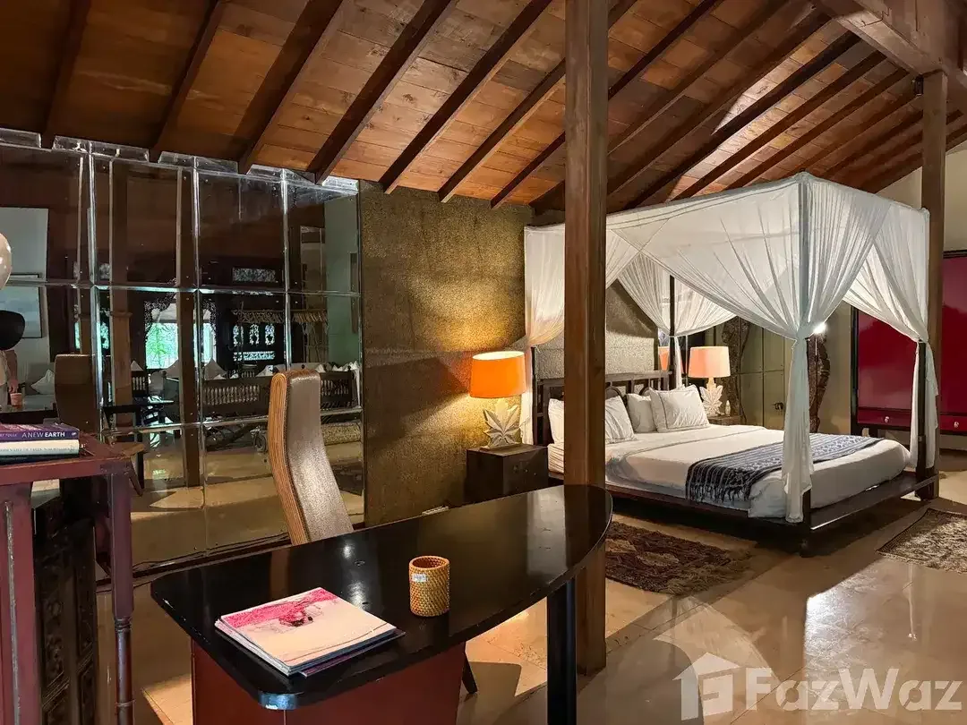 6 Bedroom Villa for sale in Seminyak, Bali - Image 10 of 10