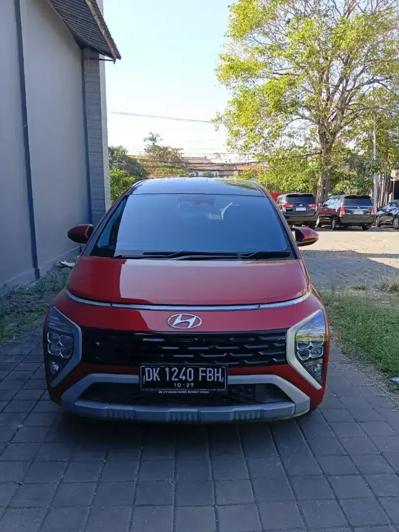 Hyundai Stargazer Prime Matic 2022 Merah - Image 1 of 8