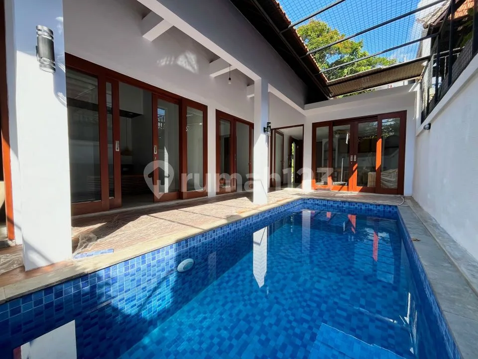 Di Jual Villa Brand New 2 Bedroom Ubud-Kemenuh Bali - Image 2 of 4