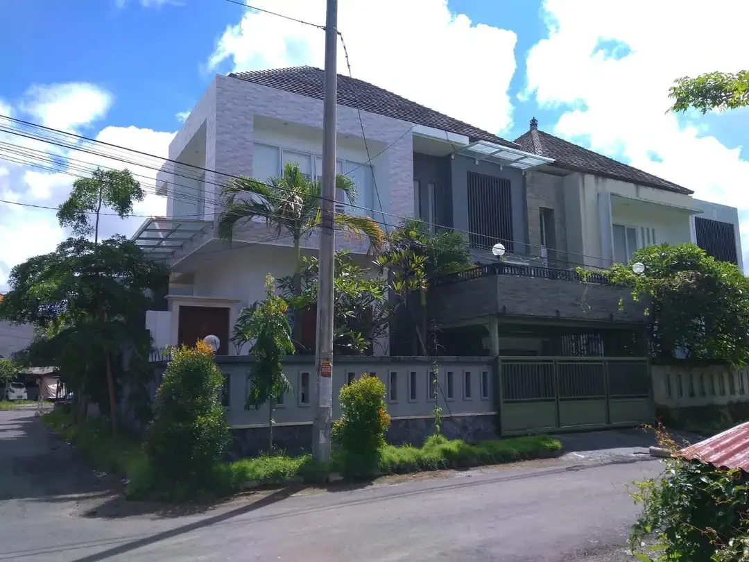 Rumah 5 Kamar Tidur Lokasi Belakang JB School - Image 1 of 6