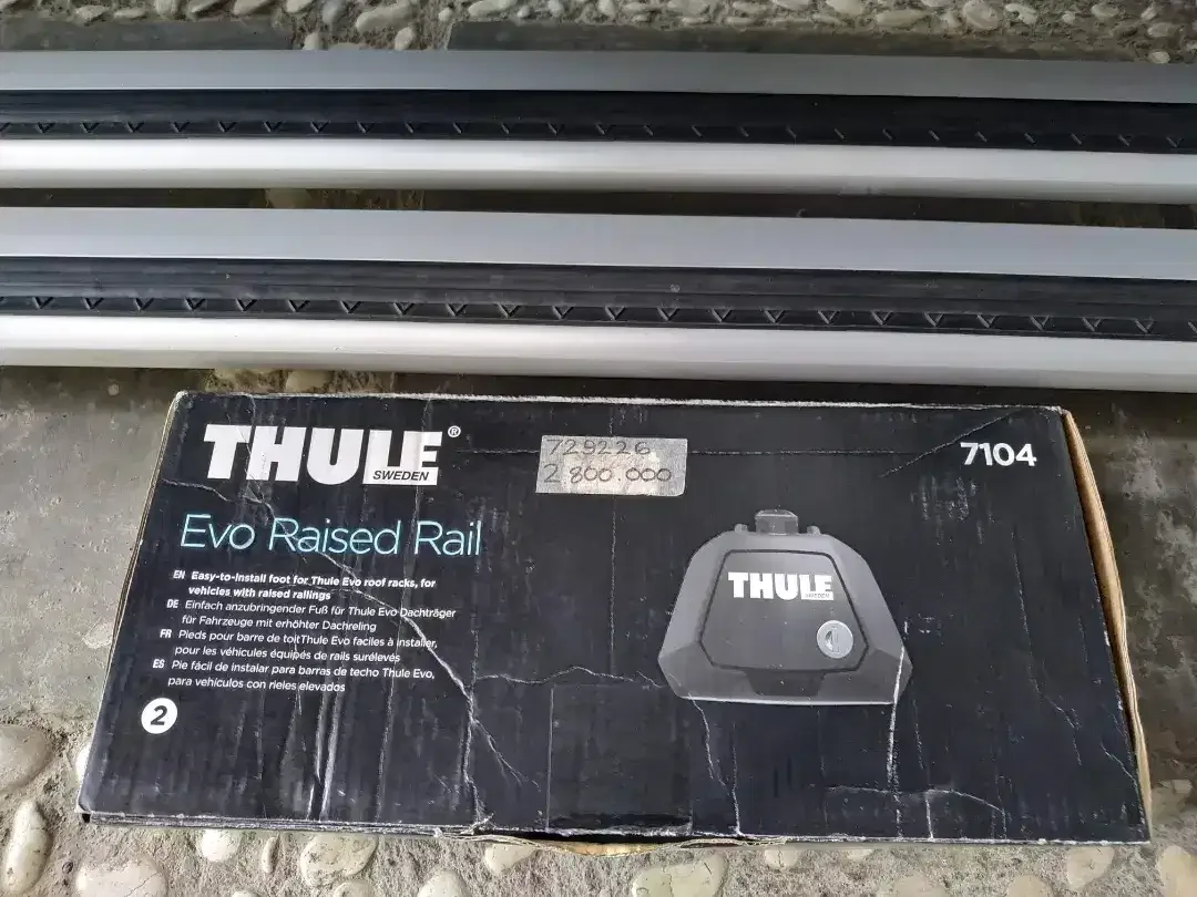 Thule Roof Rack Crossbar Wingbar Evo Silver 135cm Footpack Raised Rail - Image 3 of 6