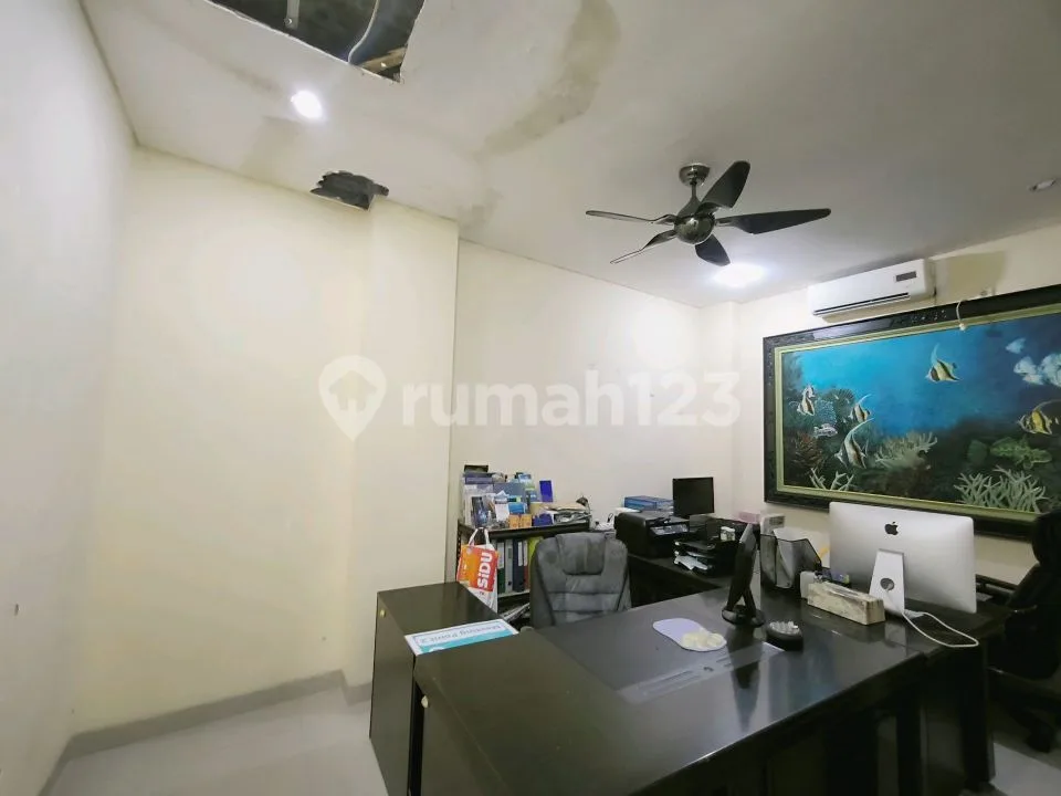 Rumah 3 Lantai Dalam Mini Cluster Bangunan 300 M² SHM di Pedungan Denpasar - Image 3 of 4