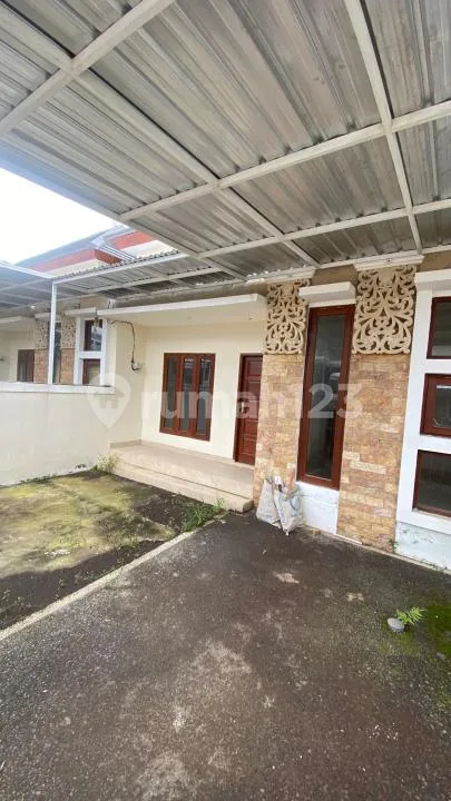 Di Sewakan Rumah Baru 2 Bedroom Dekat ke Canggu - Image 2 of 4