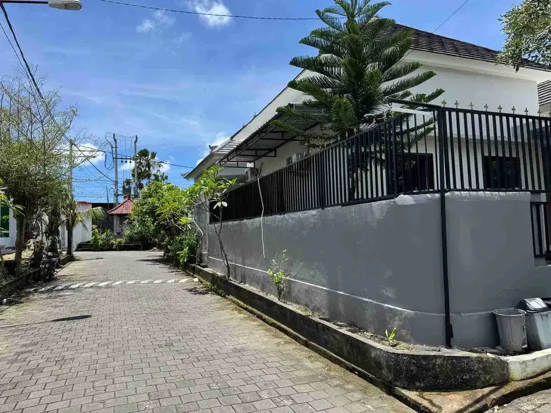 Rumah Nusa Dua Kuta Selatan Bali - Image 4 of 10