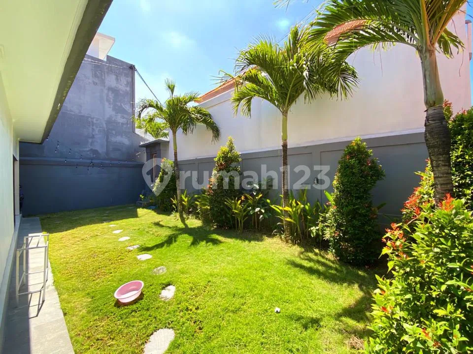 Cozy 2-Bedroom House For Yearly Rental In Umalas - Image 3 of 4